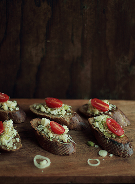 Recette végétarienne: Bruschettas au paneer épicé