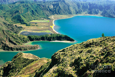 Voyage bien-être-Açores, méditation de pleine conscience et psychologie positive