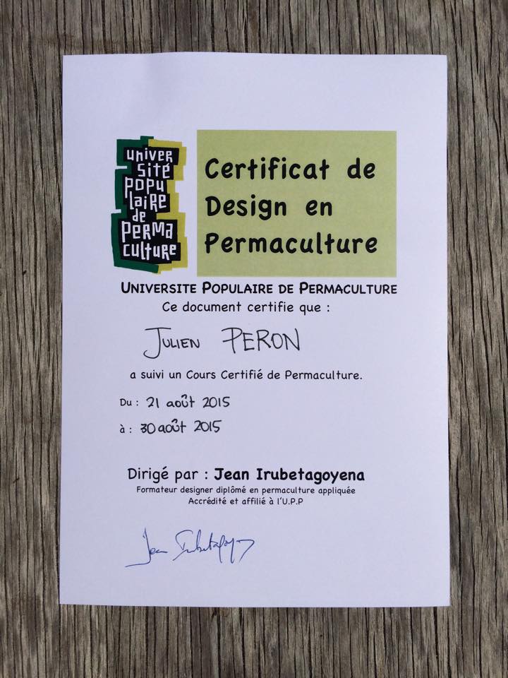 Julien_Peron_certifie_en_permaculture_pour_lecole_de_la_vie