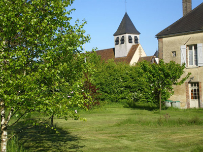 Le couvent de l’Orée, gîte, particuliers, groupes et stages à Sormery