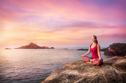 Pourquoi la méditation rend plus heureux ?