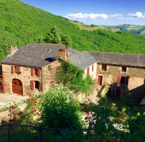 Stages et séjours à l’ecovillage les 3 sources